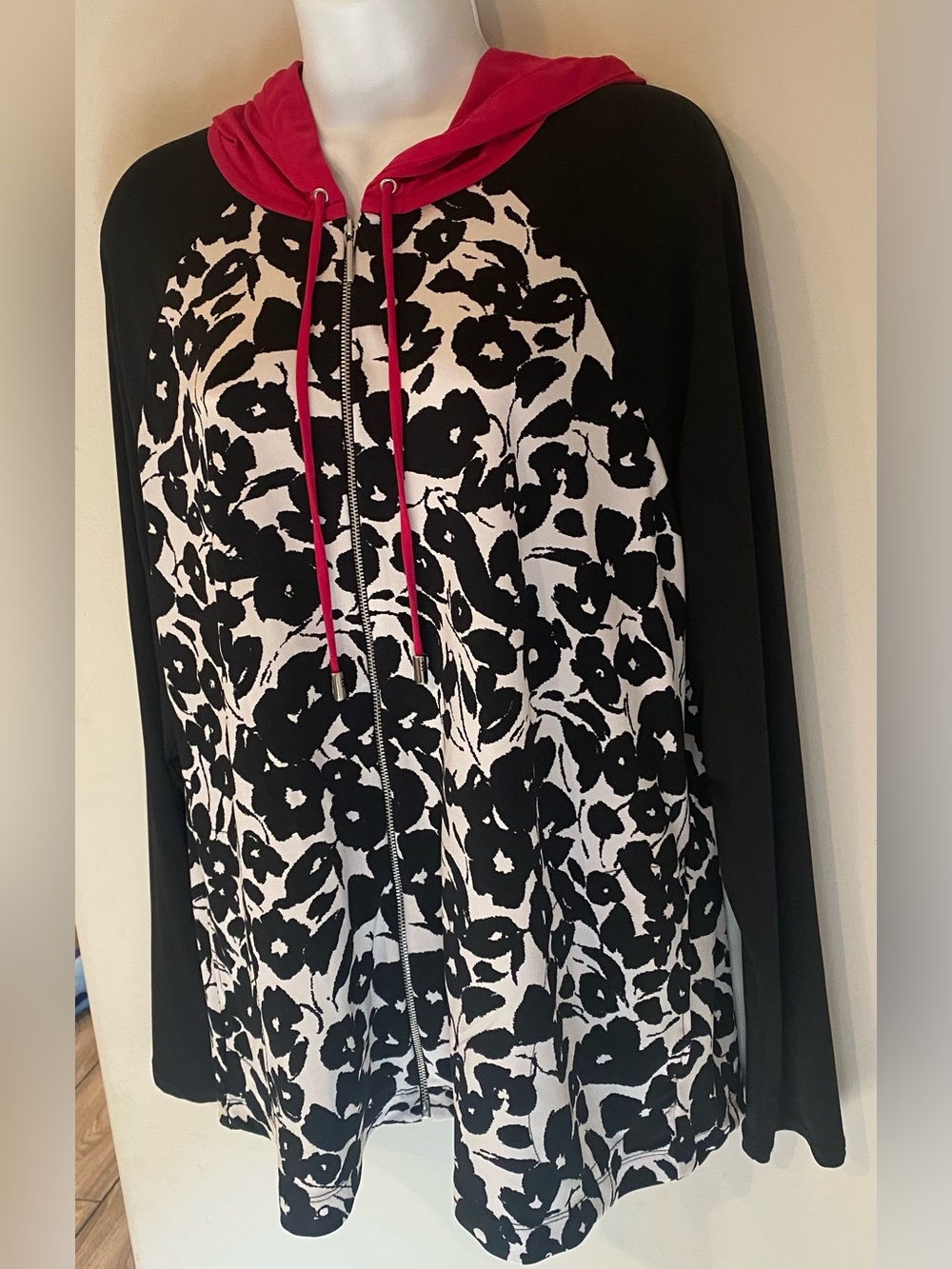 Susan Graver Liquid Knit Zip Hoodie Jacket Floral Pink Black White A346381 Sz L - Picture 3 of 14